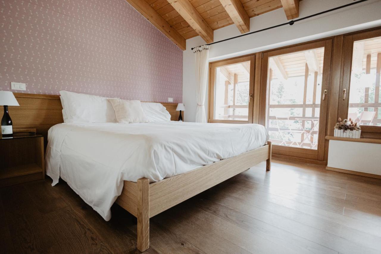 Cardo Boutique&Wine Resort Malchina Екстериор снимка